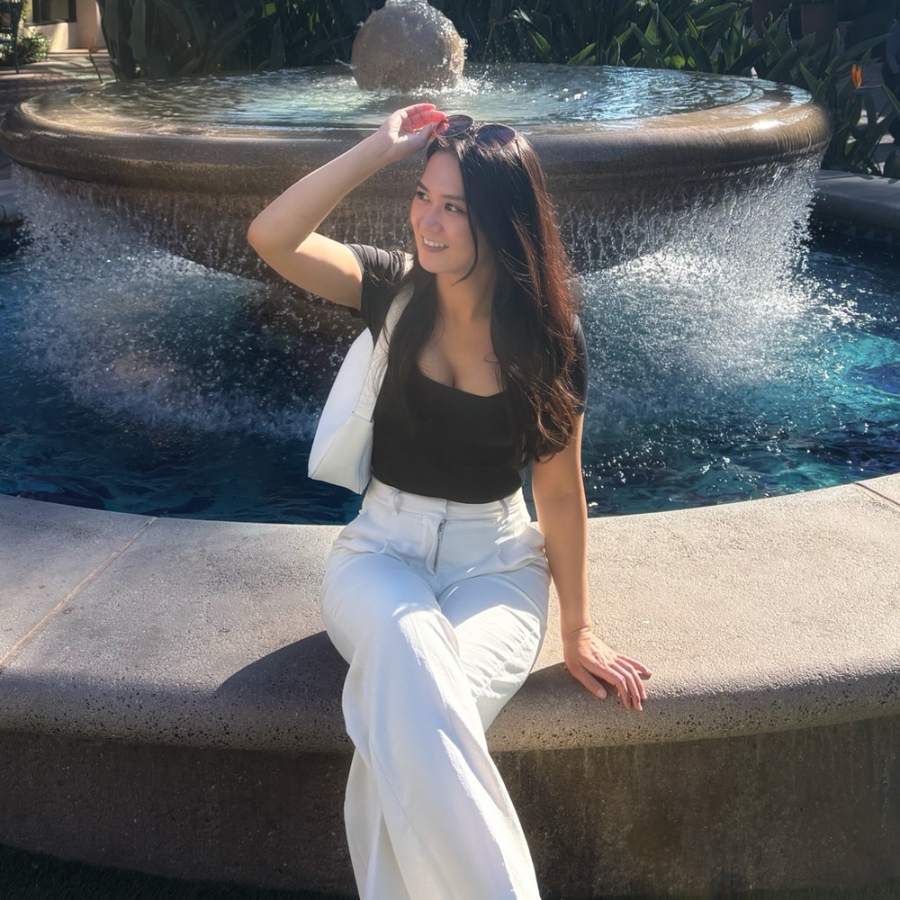 Meet your Posher, Briana